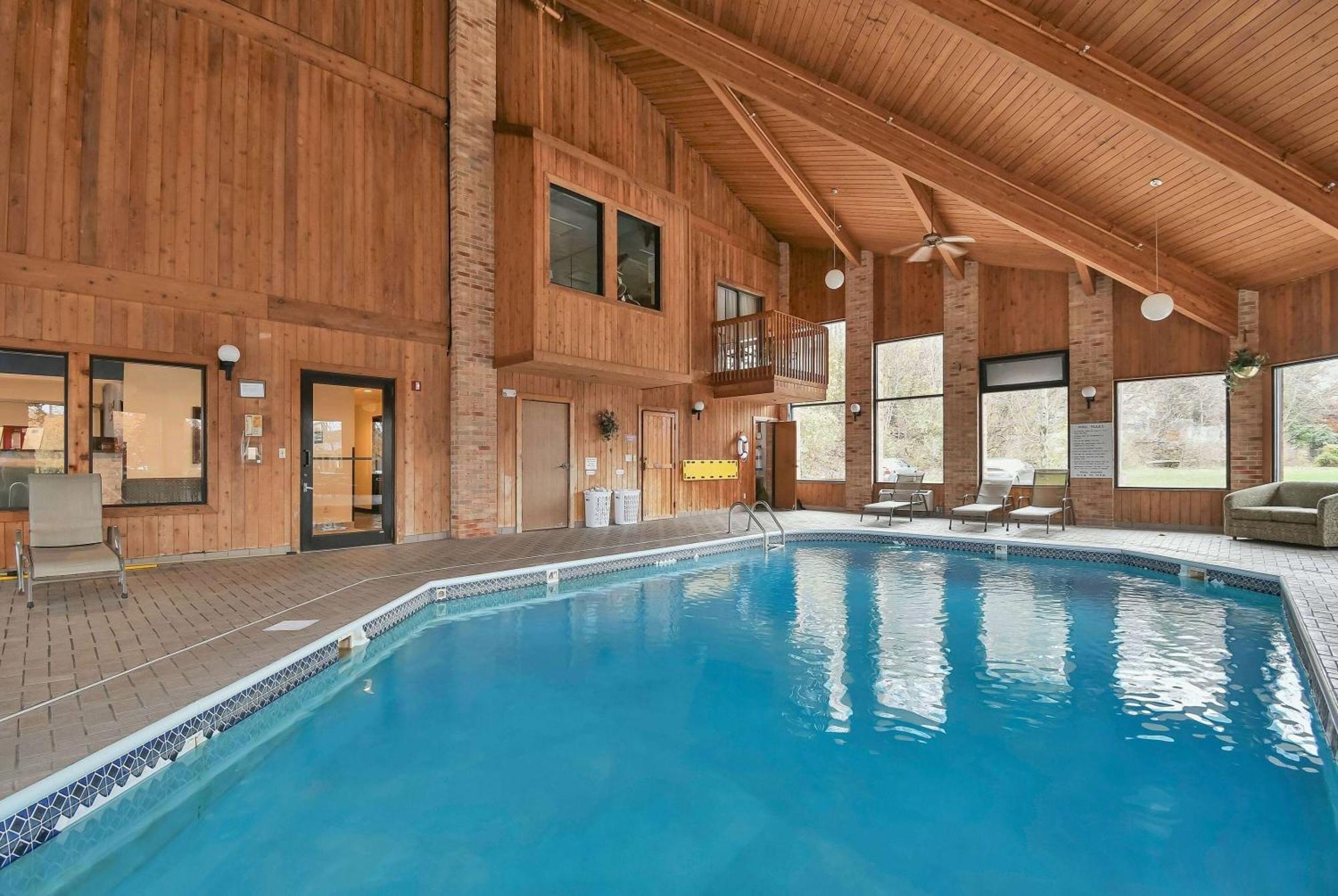 Baymont By Wyndham Zanesville Exteriér fotografie