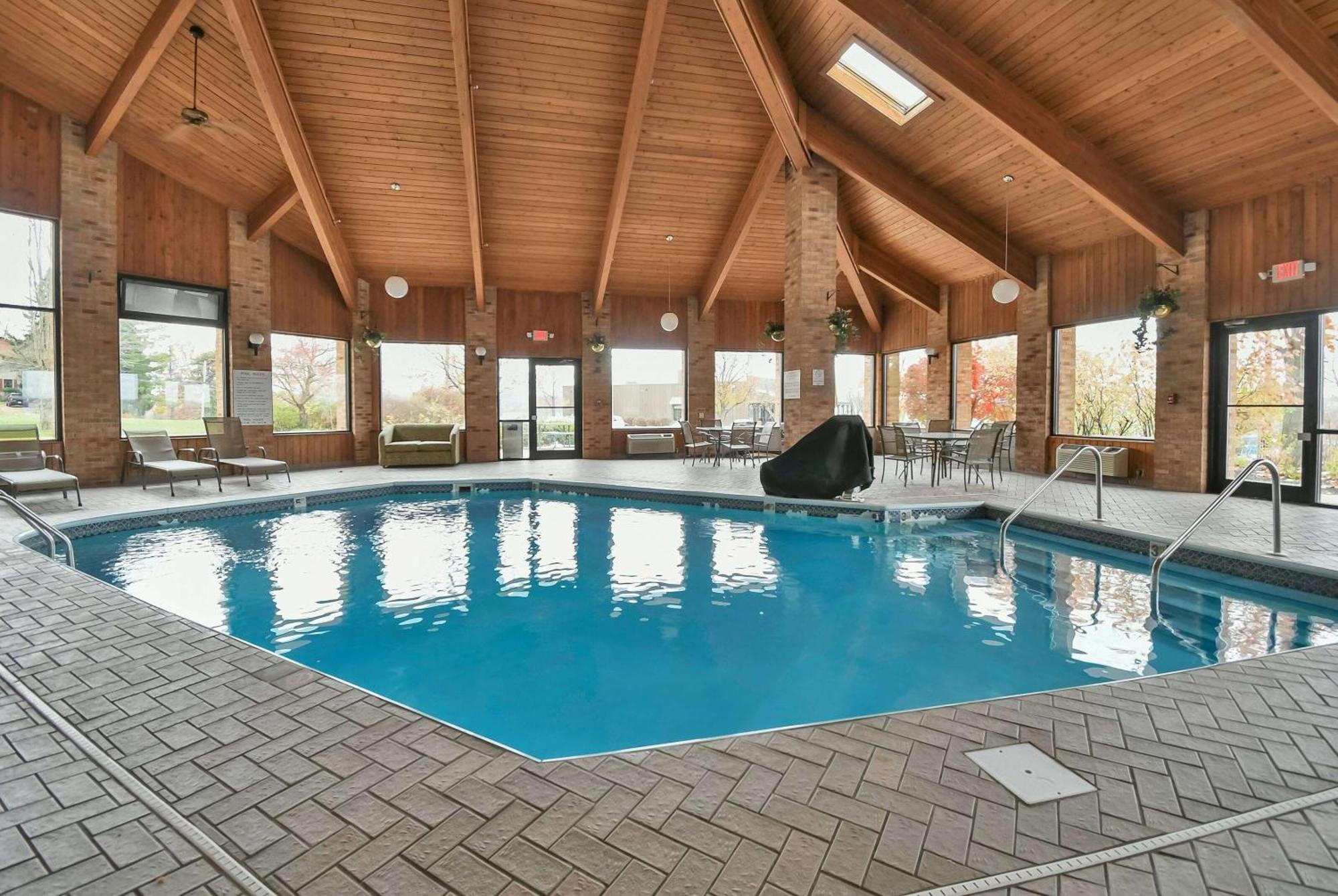 Baymont By Wyndham Zanesville Exteriér fotografie