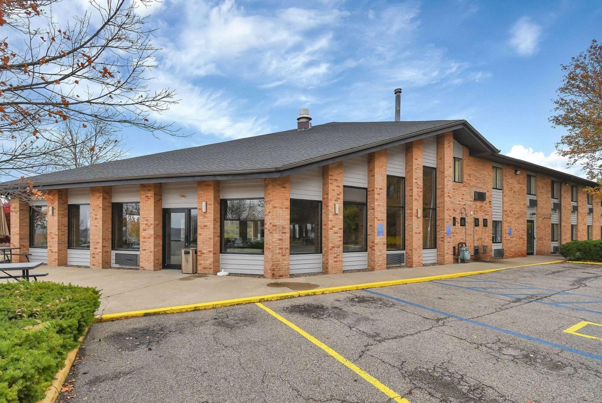 Baymont By Wyndham Zanesville Exteriér fotografie